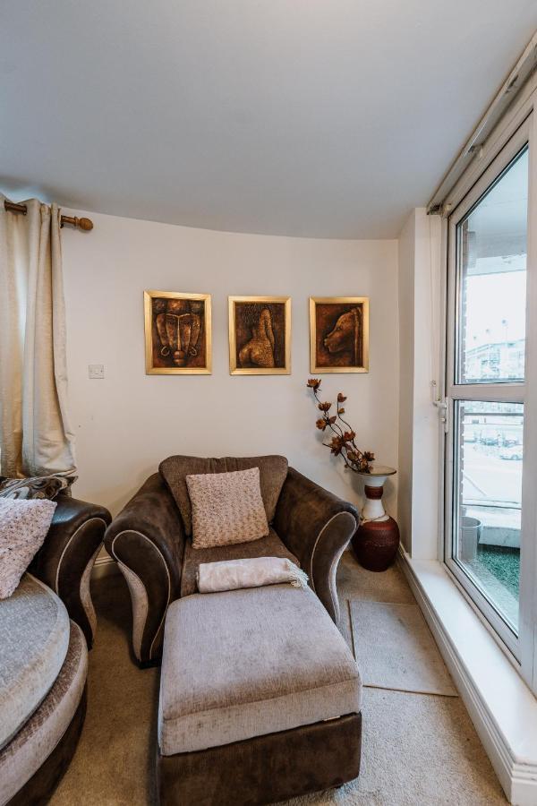 Smithfield Square Nest Entire Apt Δουβλίνο Εξωτερικό φωτογραφία